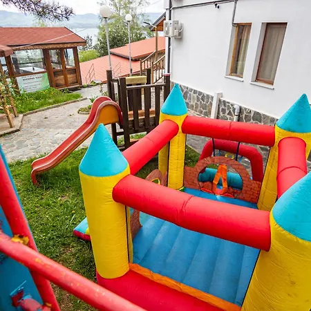 комплекс родопска среща - къщи и דירה